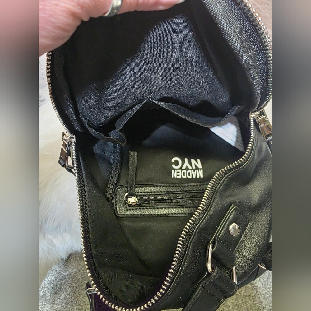 Madden NYC Black Sparkle Mini Backpack - Picture 3 of 7